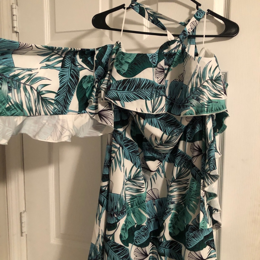 Super cute summer ruffle dress
